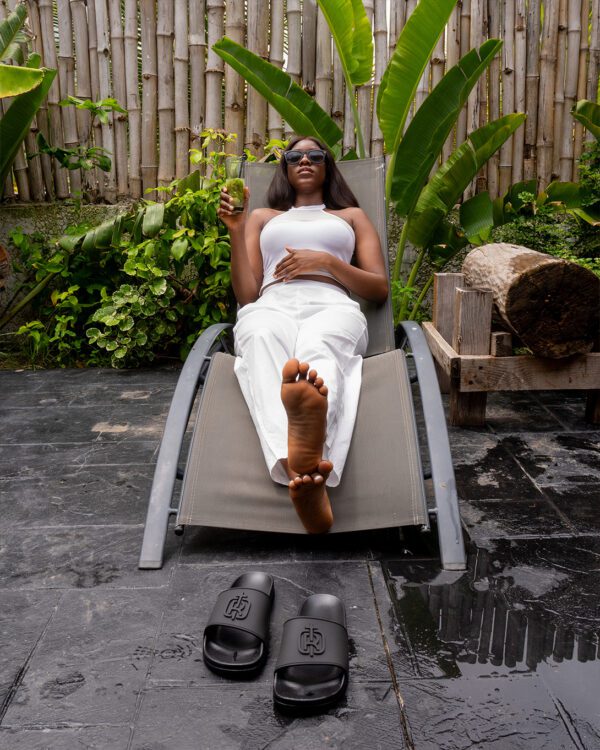 1902 Custom logo Slides